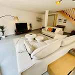 Hypercentre, Spacieux, Lumineux, La Maison Du Rempart *