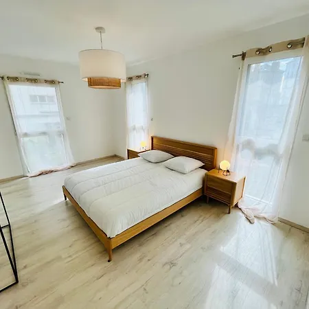 Prázdninový dům Hypercentre, Spacieux, Lumineux, La Maison Du Rempart *