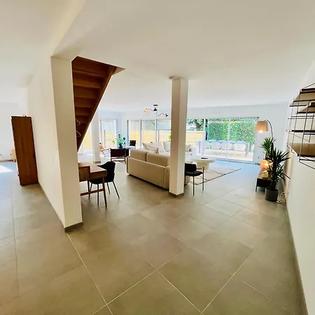 Semesterbostad Hypercentre, Spacieux, Lumineux, La Maison Du Rempart Tours