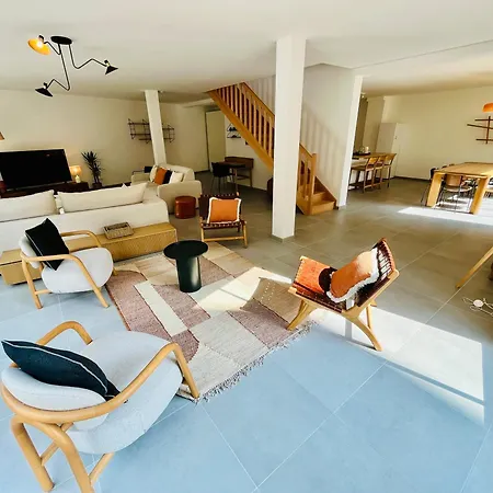 Semesterbostad Hypercentre, Spacieux, Lumineux, La Maison Du Rempart Tours