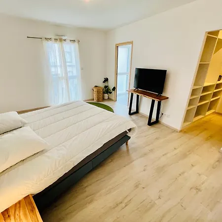 Hypercentre, Spacieux, Lumineux, La Maison Du Rempart Semesterbostad