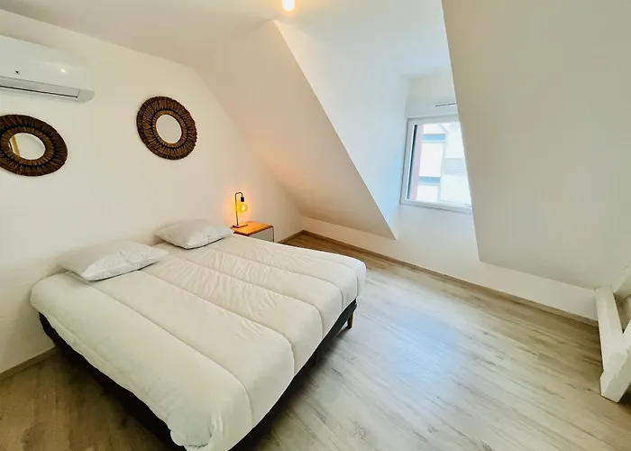 Hypercentre, Spacieux, Lumineux, La Maison Du Rempart