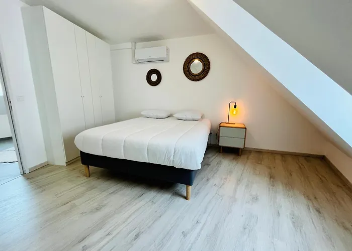 Prázdninový dům Hypercentre, Spacieux, Lumineux, La Maison Du Rempart