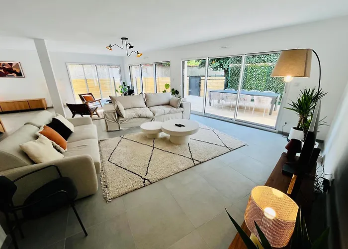 Hypercentre, Spacieux, Lumineux, La Maison Du Rempart Prázdninový dům