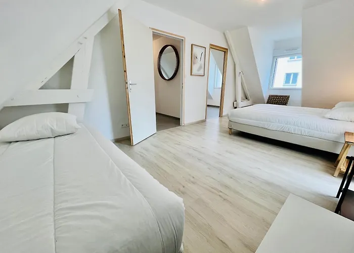 Hypercentre, Spacieux, Lumineux, La Maison Du Rempart *