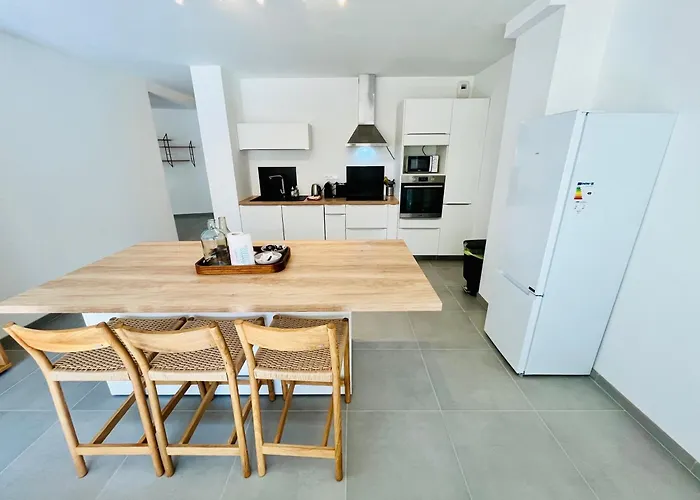 Hypercentre, Spacieux, Lumineux, La Maison Du Rempart * Tours