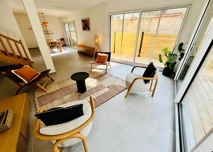 Hypercentre, Spacieux, Lumineux, La Maison Du Rempart