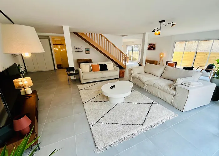 Hypercentre, Spacieux, Lumineux, La Maison Du Rempart *